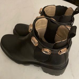 Steve Madden boots